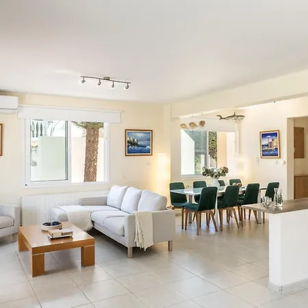 Sunnyvillas 4br Sea Front Mes בית נופש *