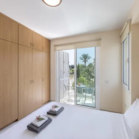 Sunnyvillas 4br Sea Front Mes בית נופש *